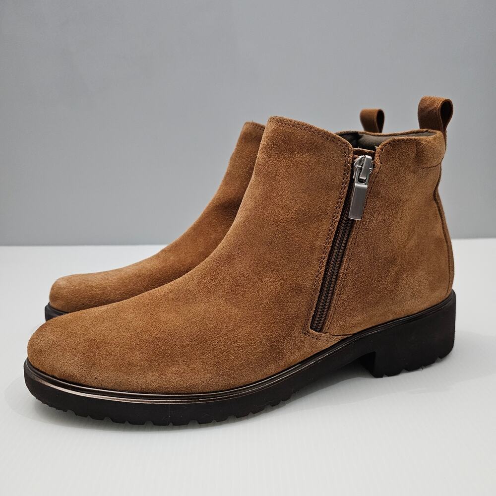 Munro Camel Suede Ankle Booties